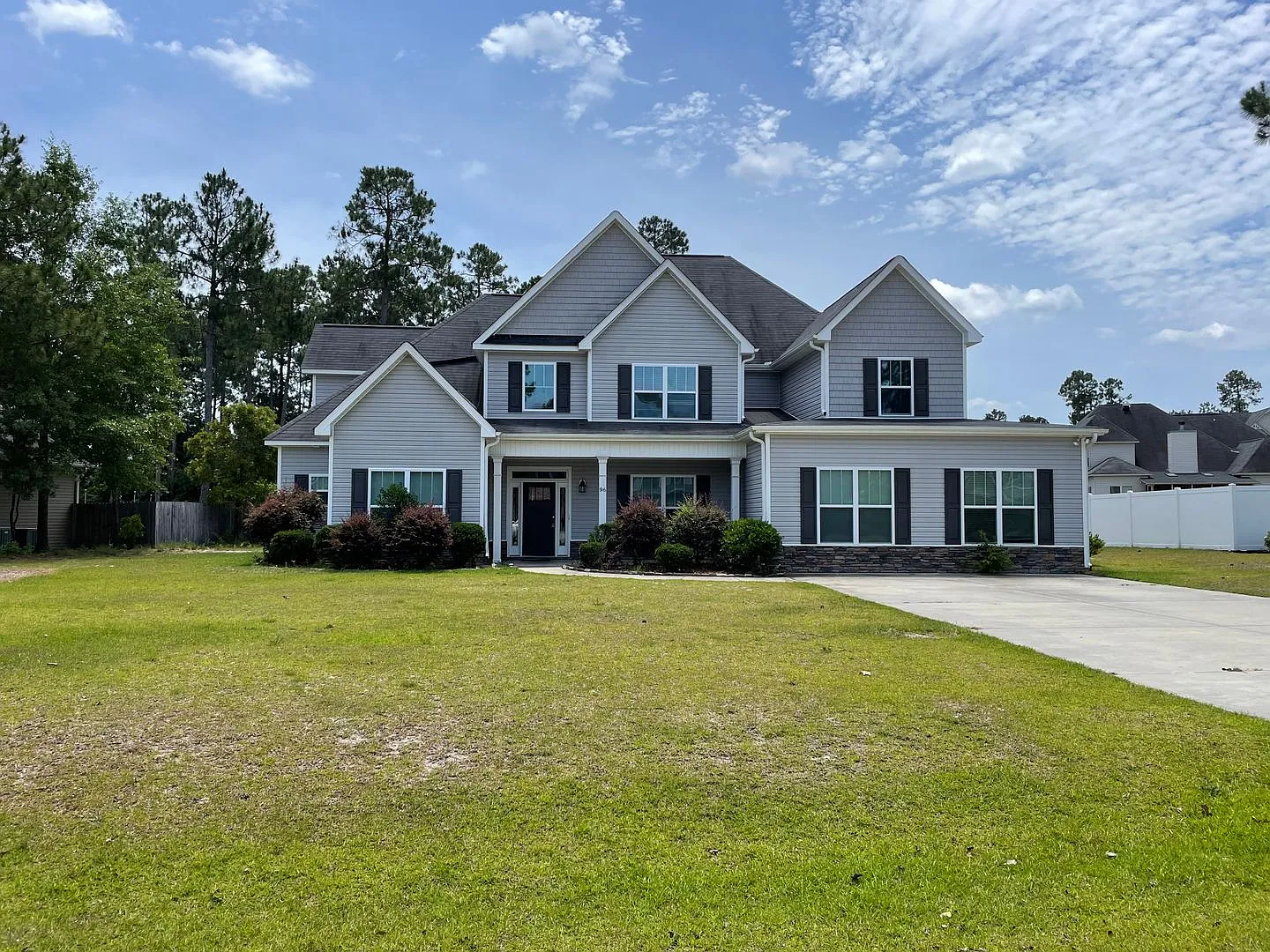 Large 6 Bedroom 5 Bath Home in Carolina Lakes! — Photo 1