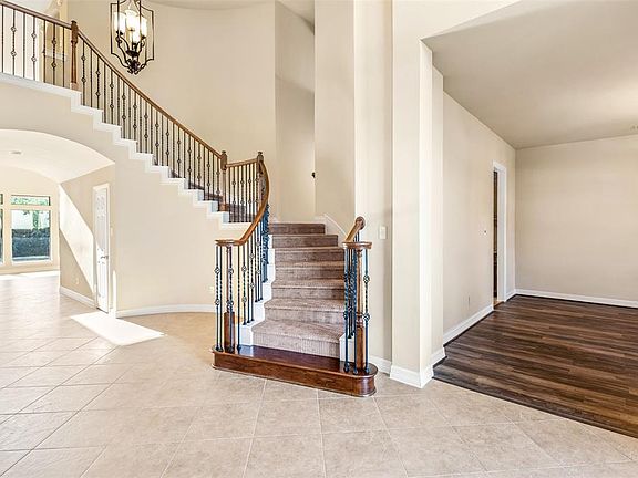 4th image of 3108 Richard Ln