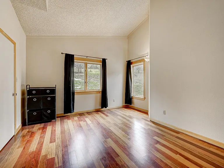 140 Deer Ln — Photo 22