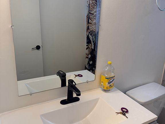 3rd image of 2750 S Mansfield Ave APT 1