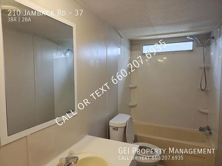 210 Jamback Rd #37 — Photo 23