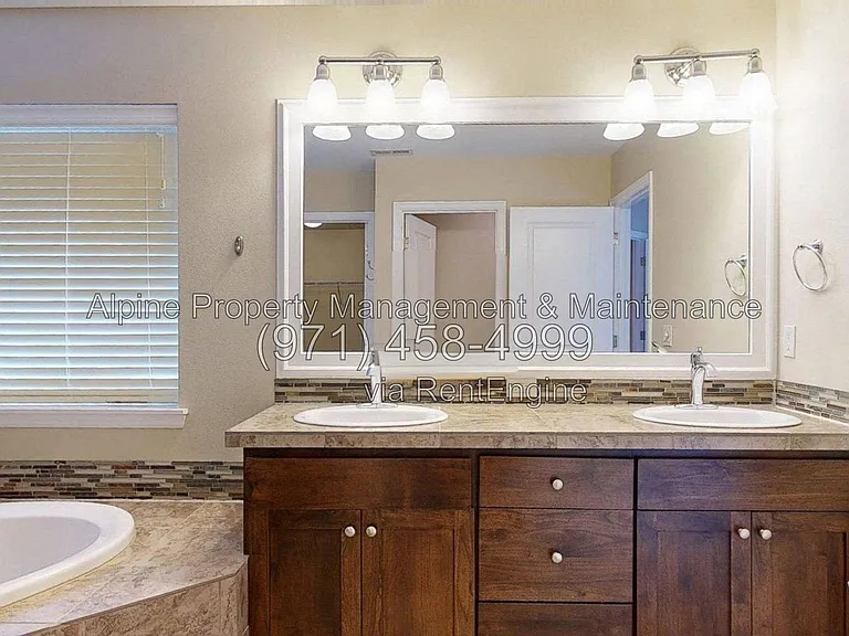 9495 NW Ember Ln — Photo 57