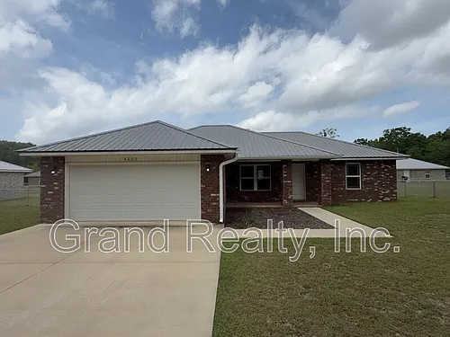 4025 Brittany Ln Photo 1