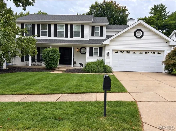 3550 Bostons Farm Dr, Bridgeton, MO 63044