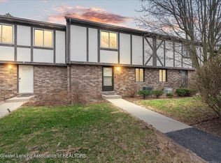 6226 E Captains Way, East Lansing, MI