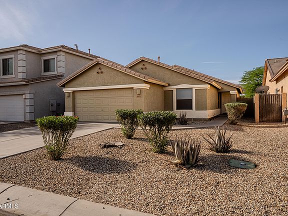 2nd image of 44633 W YUCCA Lane
