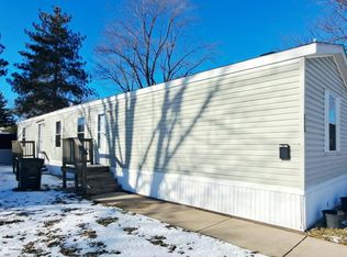 828 Elizabeth St, Chicago Heights, IL