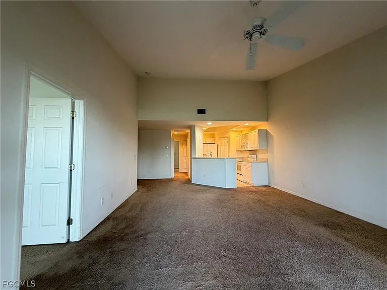 14999 Rivers Edge Ct #202 — Photo 41