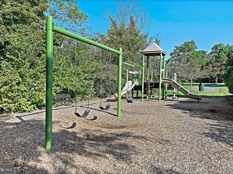 2658 Logan Wood Dr — Photo 43