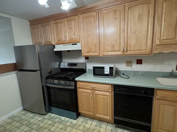 195-205 Independence Ave #228, Quincy, MA 02169