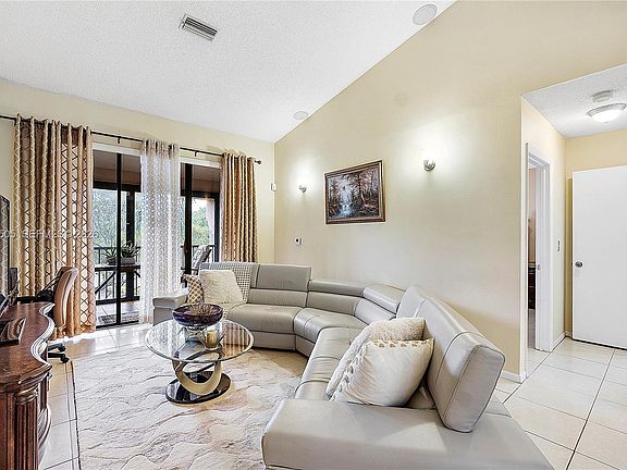 5th image of 4101 E Coral Tree Cir #313