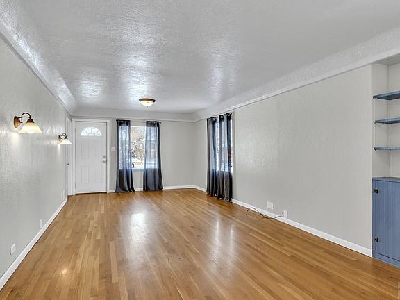 4th image of 2130 Spruce St