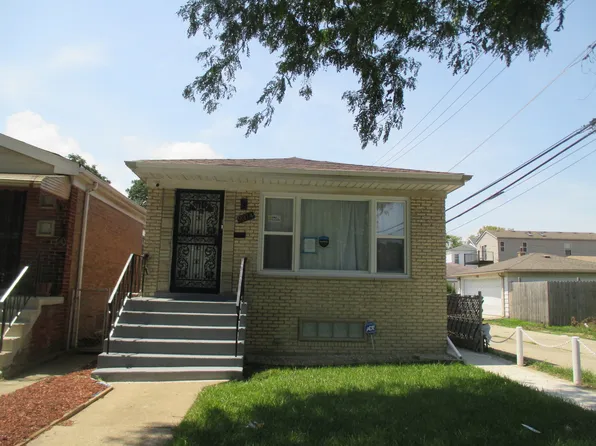 (undisclosed Address), Chicago, IL 60617
