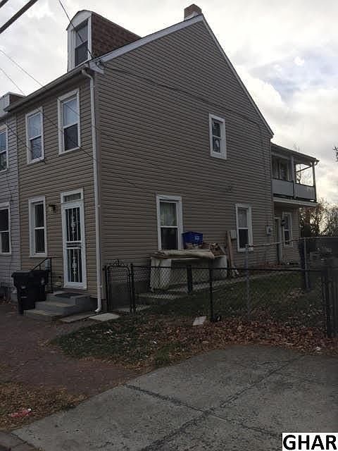 2nd image of 238 Crescent St
