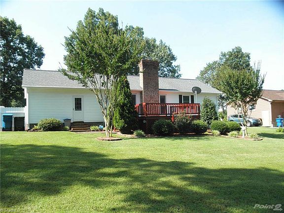 104 brookhollow back