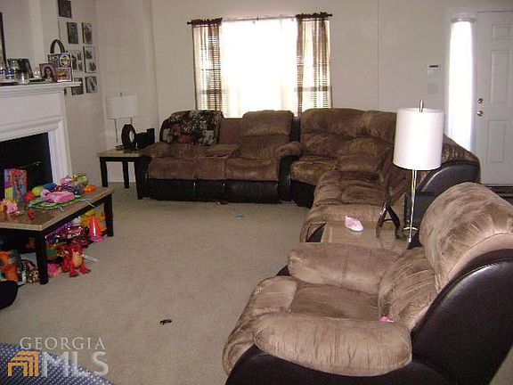 4th image of 2716 Parkway Trl