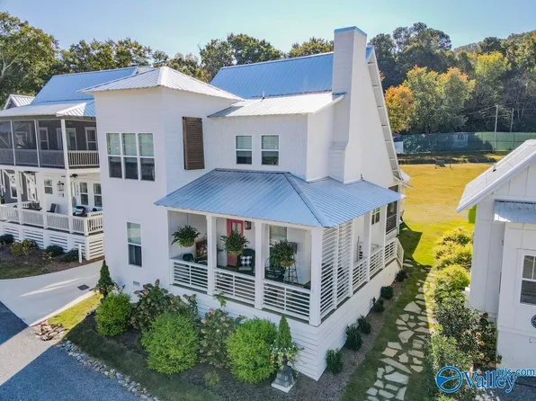 3297 Hardin Rd, Guntersville, AL 35976
