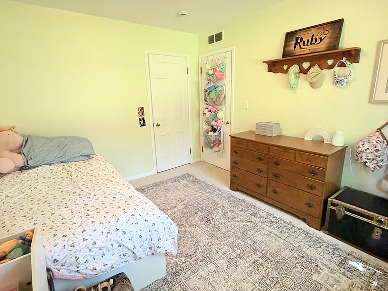 27267 W Forteen Mile Rd — Photo 24