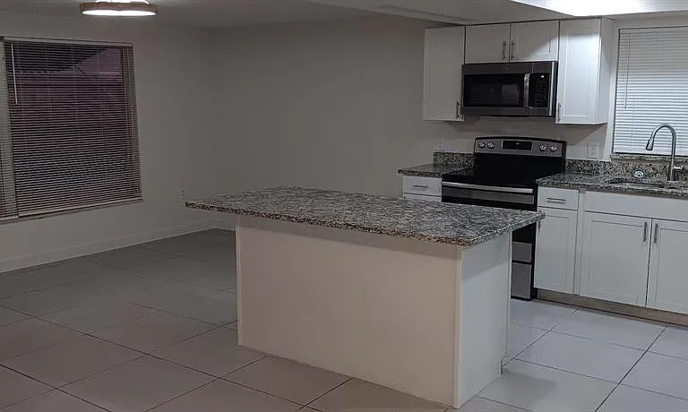 7410 Moravian Dr — Photo 4