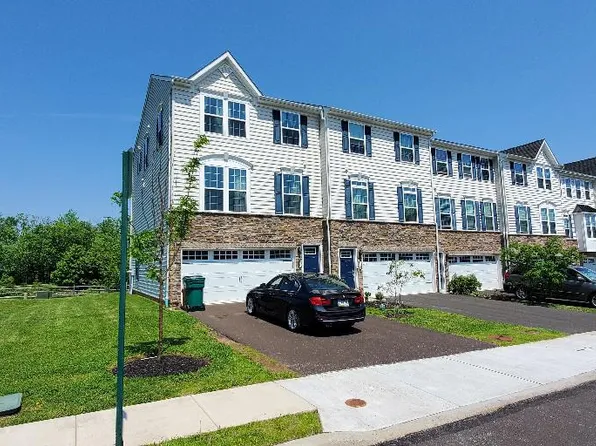 1748 Lydia Dr, Hatfield, PA 19440