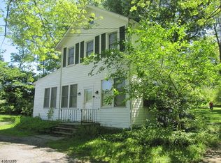 405 W Mill Rd, Long Valley, NJ 07853