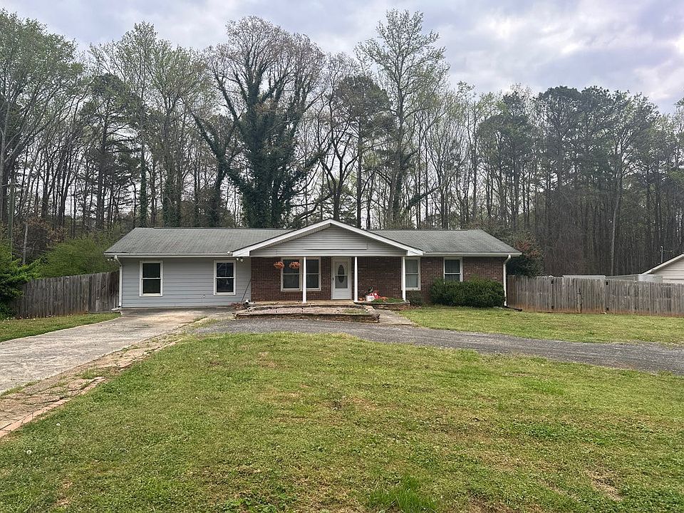 1st image of 199 Howell Dr