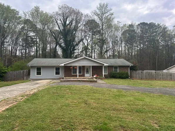 199 Howell Dr, Canton, GA 30115