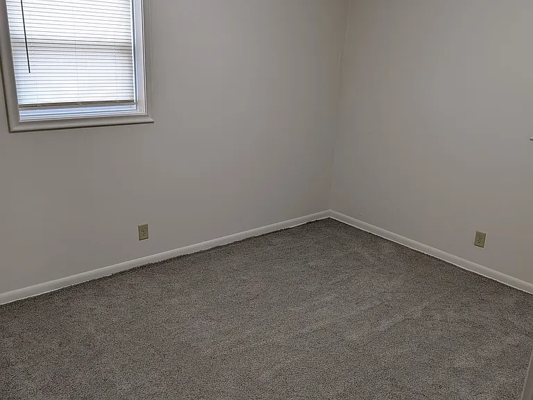 7307 Parker St #1 — Photo 4