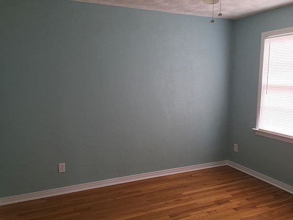 5th image of 105 Sunrise Blvd
