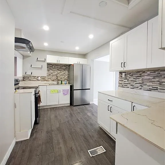 1621 California Ave — Photo 9