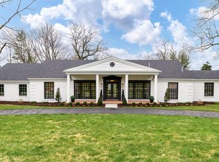 454 Steeplechase Ln, Saint Louis, MO 63131