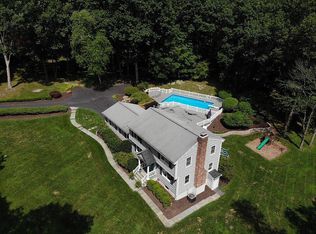 21 Longmeadows Rd, Wilton, CT 06897