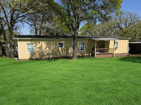 809 Harness Trl, Granbury, TX 76049