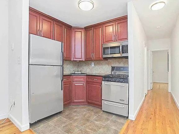 2nd image of 408 W 49th St APT 3