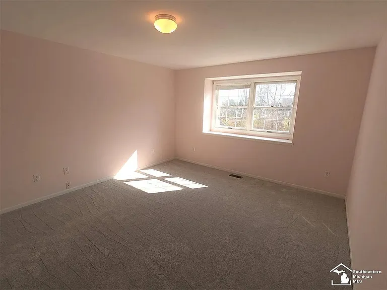 304 Meadowlands Ct #304 — Photo 24