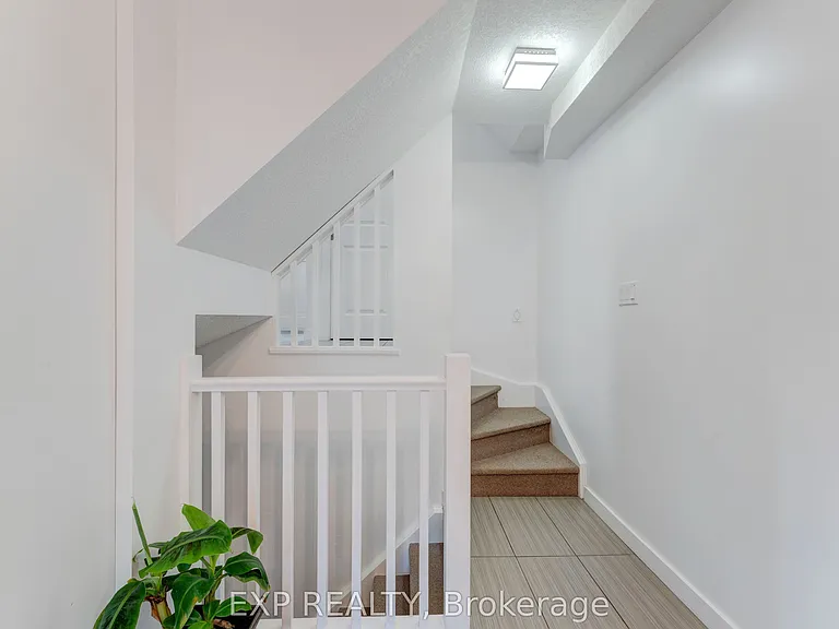 487 East Ave #5 — Photo 14