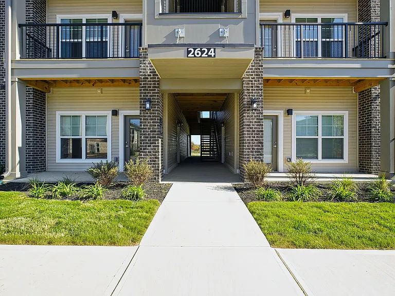 Keeneland Place — Photo 22