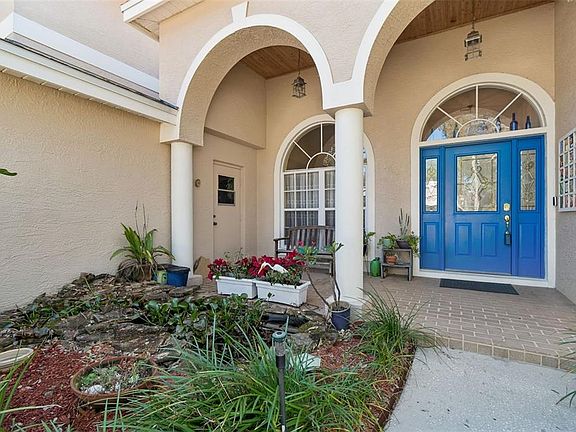 4th image of 928 Oakview Rd