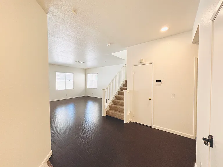 16284 Ladybird Way — Photo 3