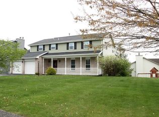 106 Mount Ranier Dr, Latrobe, PA 15650