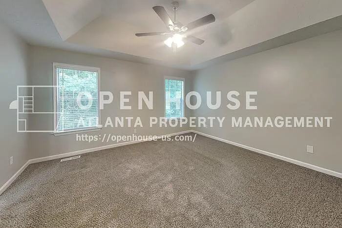 336 Paradise Cir — Photo 8