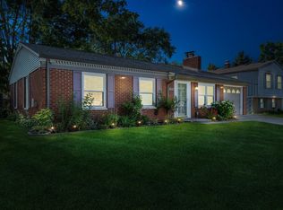 3815 Rainbow Dr, South Bend, IN 46628