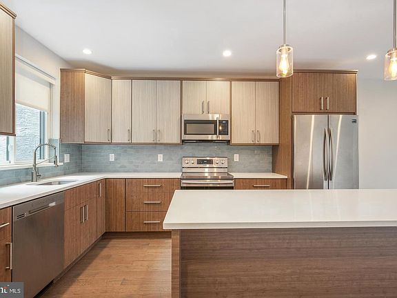 5th image of 1768 Frankford Ave Unit D