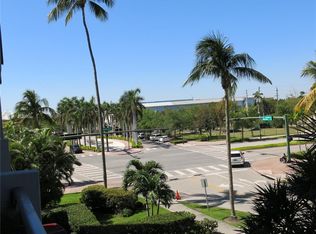 575 Crandon Blvd APT 305, Key Biscayne, FL 33149