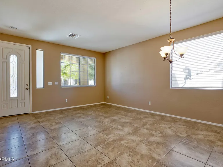 15273 W Roanoke Ave — Photo 4