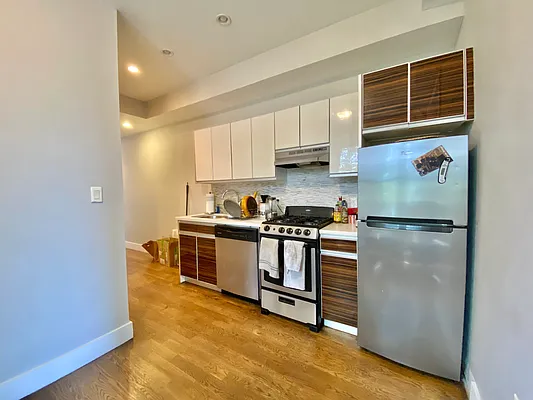 Rented by Simply Brooklyn Realty Inc | media 5