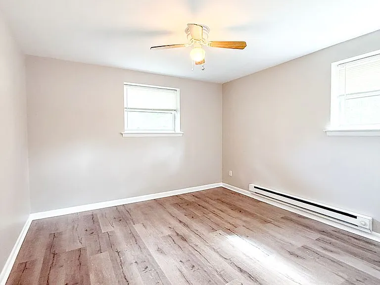 225 W Chester Pike — Photo 14