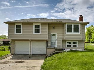 1521 W Spruce St, Olathe, KS 66061