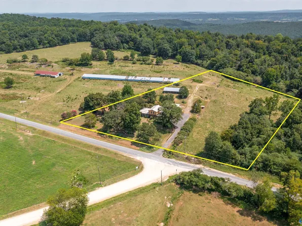 3030 Bluff Rd, Boaz, AL 35956