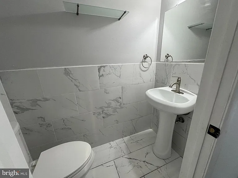 5585 Hecate Ct — Photo 12